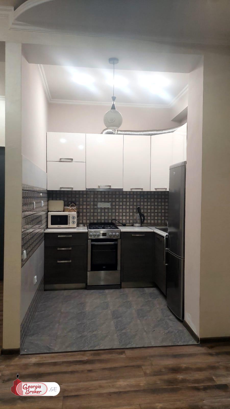 იყიდება ახალი გარემონტებული 3 ოთახიანი ბინა ორთაჭალაში